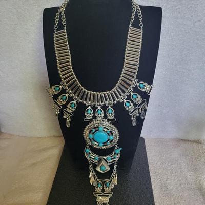 BOHO STATEMENT STYLE NECKLACE