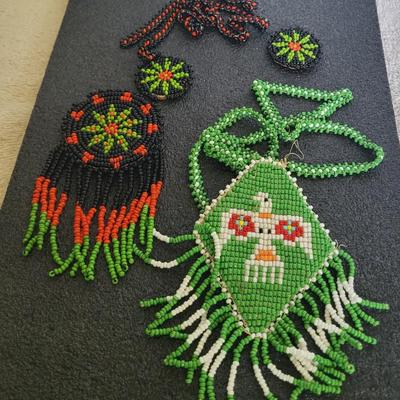 BROKEN NATIVE AMERICAN BEADED JEWELRY FOR REPAIR OR CRAFT