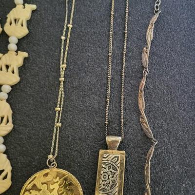 VARIETY OF COSTUME JEWELRY