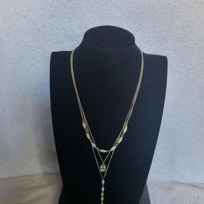 NINE-WEST AND 5 GOLD-TONE NECKLACES