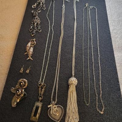 VINTAGE SILVER-TONE JEWELRY