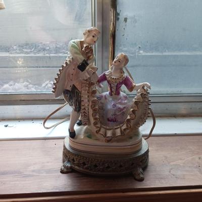 VICTORIAN THEMED LAMP AND A SMALL GOLD COLORED LAMP