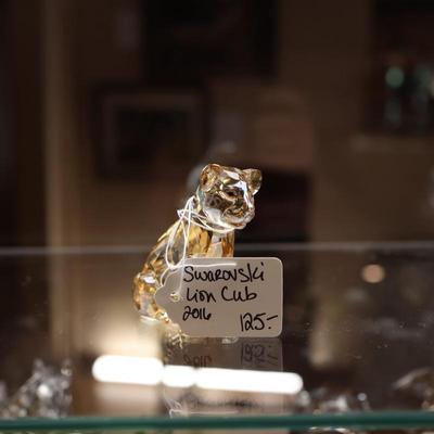 Swarovski 2016 Lion Cub Sitting