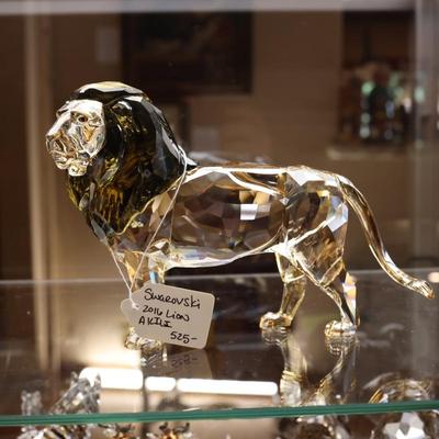 Sale Photo Thumbnail #183: Swarovski 2016 Lion Akili

NO CHERRY PICKING or taking ONLY the items you want and leaving the rest! Please arrive with enough time to load. Bring boxes/any tools to assemble/dolly/people to help load/etc.
- Questions? Call Shawn at (918)232-2327 or email