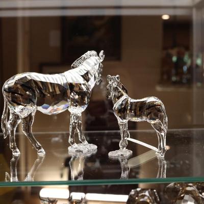 Sale Photo Thumbnail #187: Swarovski Set of Two Wildlife 

NO CHERRY PICKING or taking ONLY the items you want and leaving the rest! Please arrive with enough time to load. Bring boxes/any tools to assemble/dolly/people to help load/etc.
- Questions? Call Shawn at (918)232-2327 or 