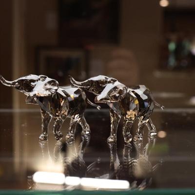Sale Photo Thumbnail #197: Swarovski Baby Elephants Set EOA Mandisa

NO CHERRY PICKING or taking ONLY the items you want and leaving the rest! Please arrive with enough time to load. Bring boxes/any tools to assemble/dolly/people to help load/etc.
- Questions? Call Shawn at (918)23