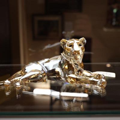 Sale Photo Thumbnail #204: Swarovski Lion Mother

NO CHERRY PICKING or taking ONLY the items you want and leaving the rest! Please arrive with enough time to load. Bring boxes/any tools to assemble/dolly/people to help load/etc.
- Questions? Call Shawn at (918)232-2327 or email us.