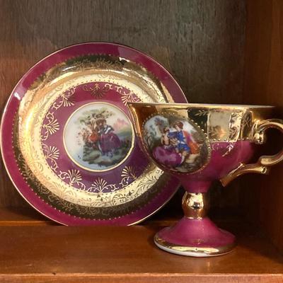 LOT 61: Collection of Beautiful Tea Cups and Saucers - Wedgwood "Geneva", Royal Vienna 1020, Kunst Kronach, Aynsley, English...