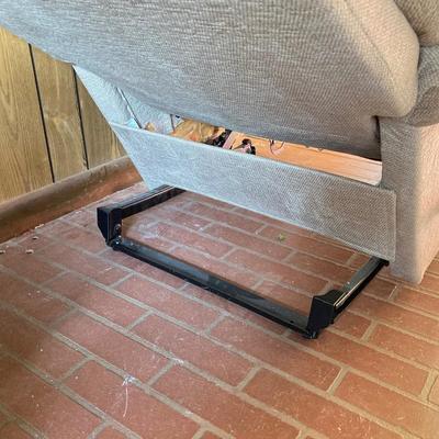 LOT 65: La-Z-Boy Recliner