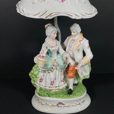 LOT 68: Vintage Victorian Porcelain Lamp
