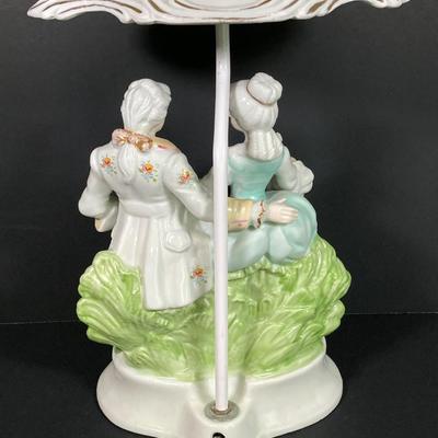 LOT 68: Vintage Victorian Porcelain Lamp