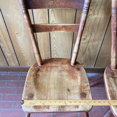 LOT 72: Pair of Vintage Cushman 4 120 Wooden Chairs
