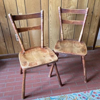 LOT 72: Pair of Vintage Cushman 4 120 Wooden Chairs