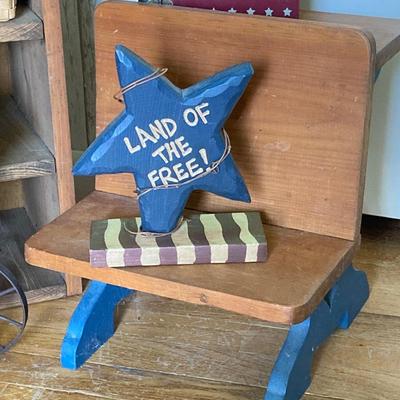 LOT 81: Patriotic Country Home Decor & More