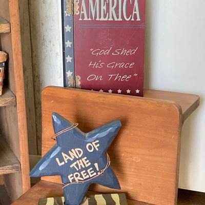 LOT 81: Patriotic Country Home Decor & More
