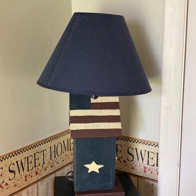 LOT 81: Patriotic Country Home Decor & More