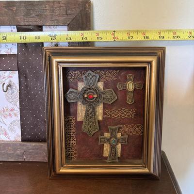 LOT 83: Vintage Dresser, Bonwit Teller Hat Boxes & More