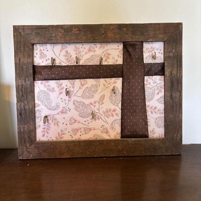 LOT 83: Vintage Dresser, Bonwit Teller Hat Boxes & More