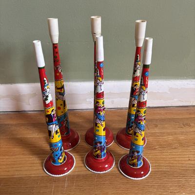 LOT 87: Vintage US Metal Toy Mfg. Co., Kirchhof & Unmarked Noise Makers