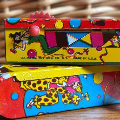 LOT 87: Vintage US Metal Toy Mfg. Co., Kirchhof & Unmarked Noise Makers