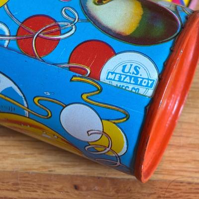 LOT 87: Vintage US Metal Toy Mfg. Co., Kirchhof & Unmarked Noise Makers