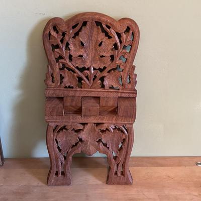 LOT 94 Vintage Floral book Holder, Woven Baskets, Embellished Woven Sewing Baskets, Framed Robert Gardinier 12 Months of Flowers May rint