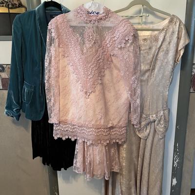 LOT 98: Vintage Dress & More
