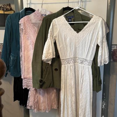 LOT 98: Vintage Dress & More