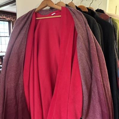 LOT 99: Coats, Capes, Shaws & Cloaks