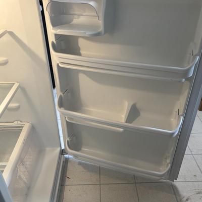 LOT 105: Working Frigidaire Refrigerator FFHT1817LW8