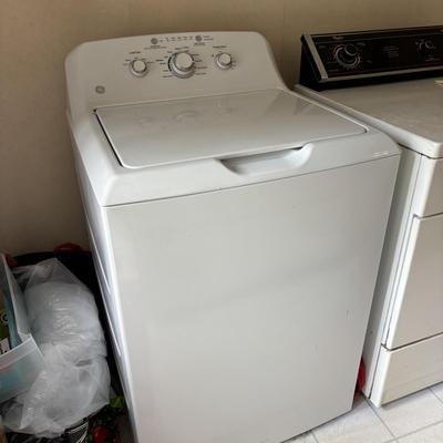 LOT 107: GE Washing Machine GTW330ASK2WW