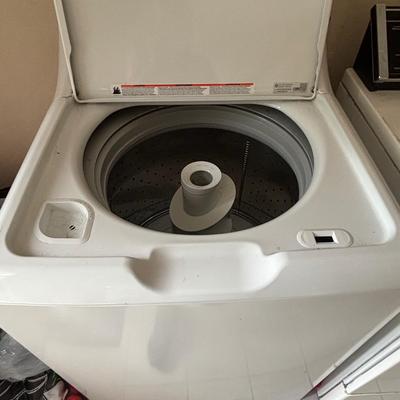 LOT 107: GE Washing Machine GTW330ASK2WW