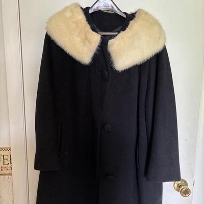 LOT 108: Classic Coat Collection