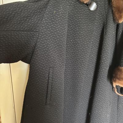 LOT 108: Classic Coat Collection