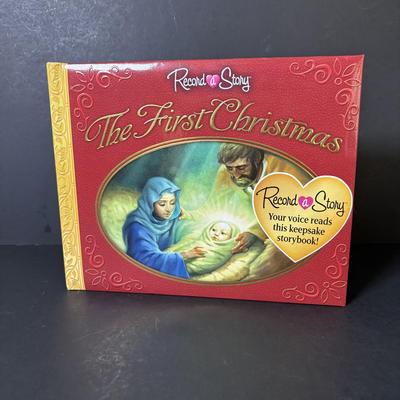 LOT 121: Charming Tails By Fitz & Floyd Christmas and Easter Figurines