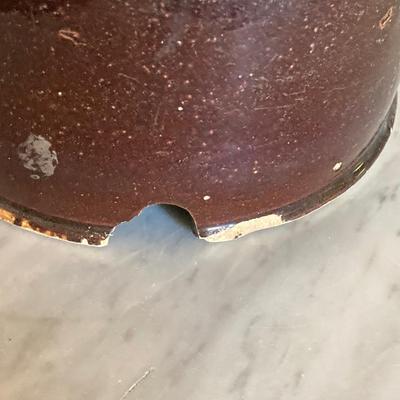 LOT 165: Vintage Brown Glazed Ceramic Animal Feeder