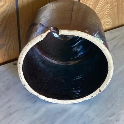 LOT 165: Vintage Brown Glazed Ceramic Animal Feeder