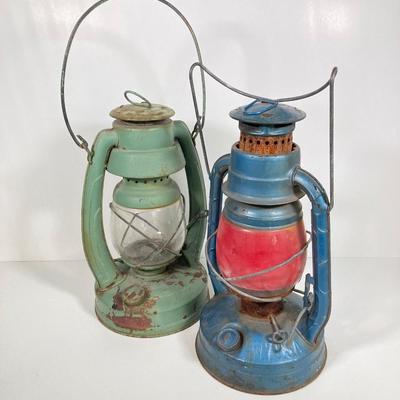 LOT 171: Pair of Vintage Lanterns - Elgin and Little Wizard NY USA