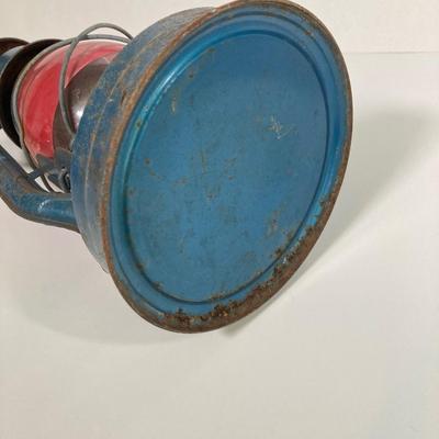 LOT 171: Pair of Vintage Lanterns - Elgin and Little Wizard NY USA