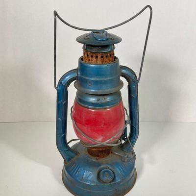 LOT 171: Pair of Vintage Lanterns - Elgin and Little Wizard NY USA