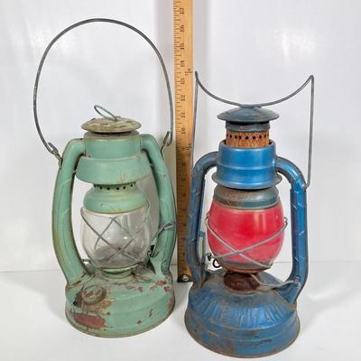 LOT 171: Pair of Vintage Lanterns - Elgin and Little Wizard NY USA