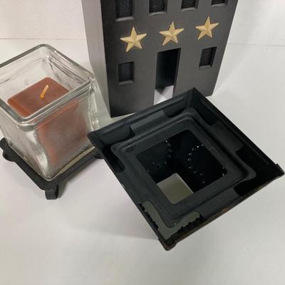 LOT 172: Americana Primitive Collection