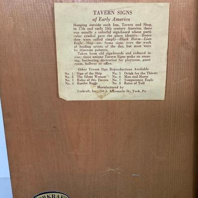 LOT 173: Farm House / Americana Collection - Assorted Stars, Painted Barrel and Wall Art