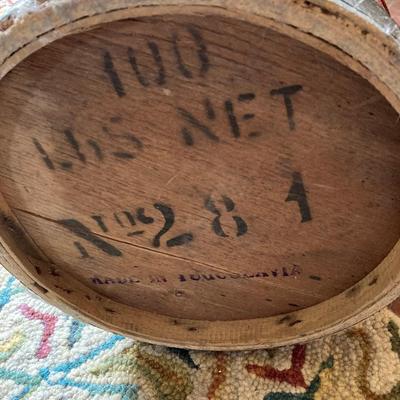 LOT 173: Farm House / Americana Collection - Assorted Stars, Painted Barrel and Wall Art