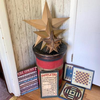 LOT 173: Farm House / Americana Collection - Assorted Stars, Painted Barrel and Wall Art