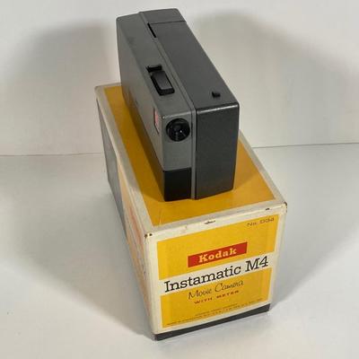 LOT 180: Vintage Cameras - Kodak Instamatic M4, Brownie Hawkeye, Duaflex III, Revere Automatic 500, Westinghouse No. 5 Flash Bulbs and More