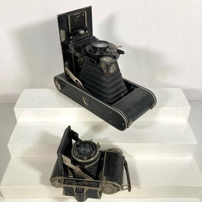 LOT 181: Vintage Camera Collection - Balda, Contessa Nettel, Brownie Hawkeye and Argus