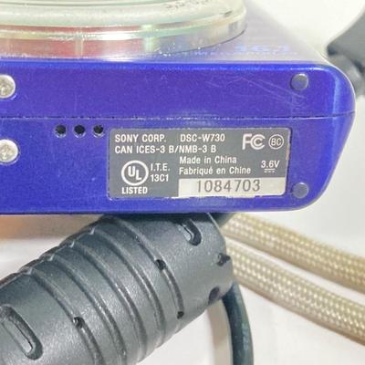 LOT 182: Collection of Cameras - Fuji, Sony Cyber Shot, Canon Sure Shot 85 Zoom and Case