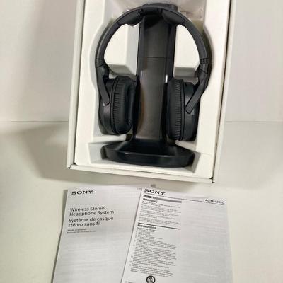 LOT 183: Sony WH-RF400 Wireless Headphones in Original Box and Blue Microphones Snowball Ice