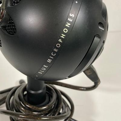 LOT 183: Sony WH-RF400 Wireless Headphones in Original Box and Blue Microphones Snowball Ice